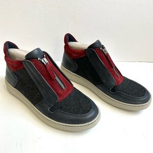 Earth Zane Leather Blue and Red Ankle Sneakers Size 8 NWT